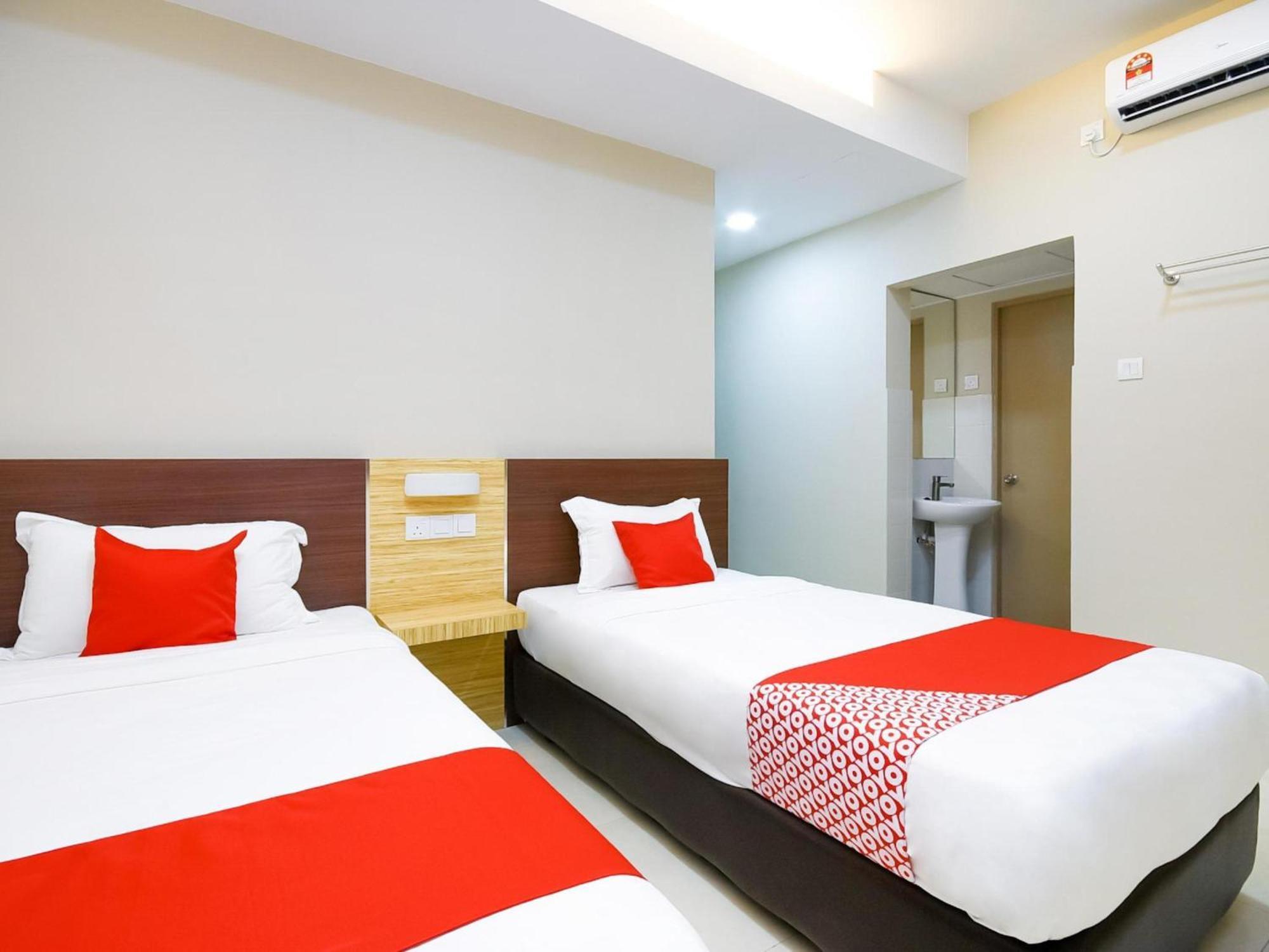 Oyo 1023 La Mirina Boutique Inn Kültér fotó