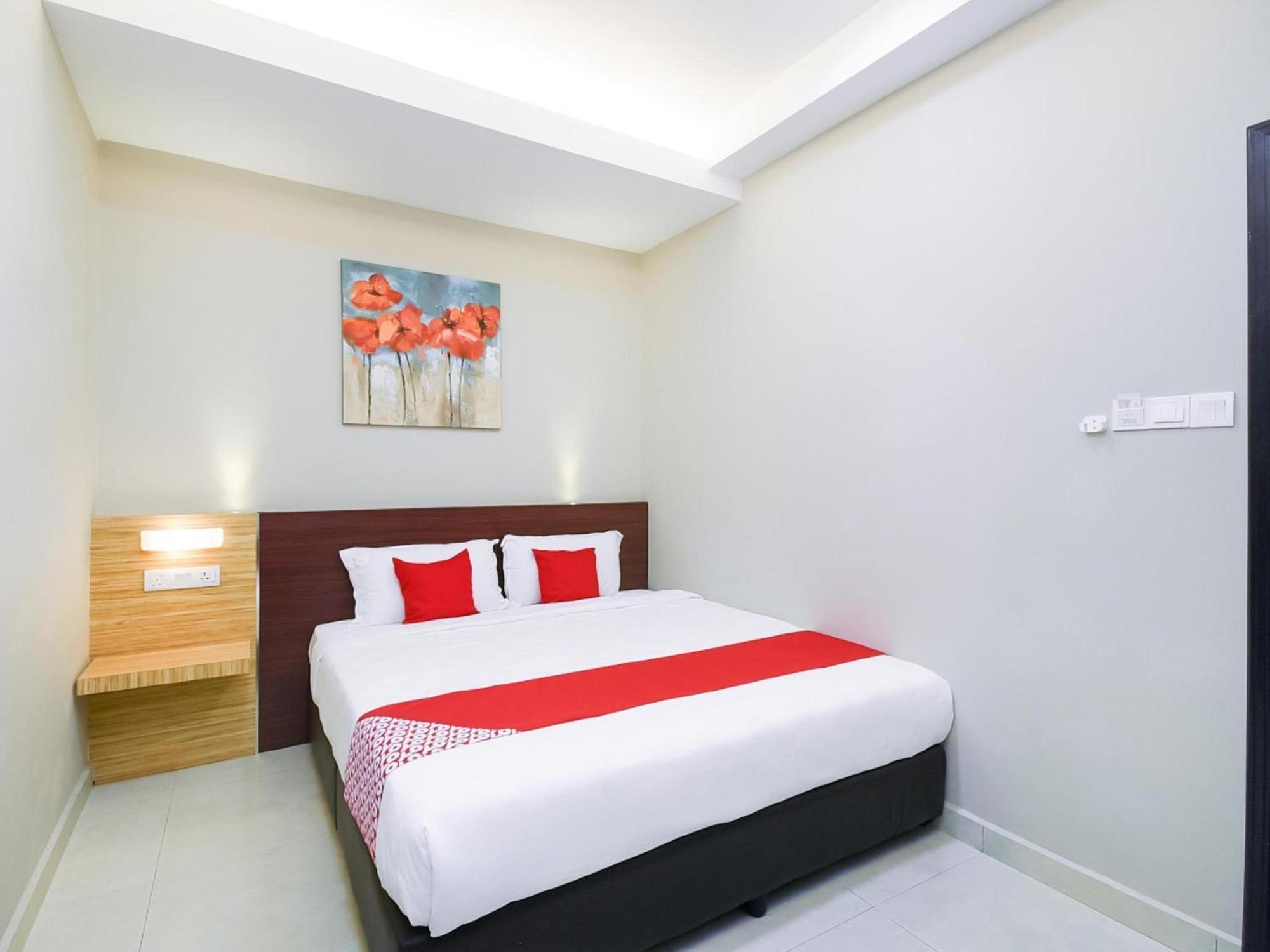 Oyo 1023 La Mirina Boutique Inn Kültér fotó
