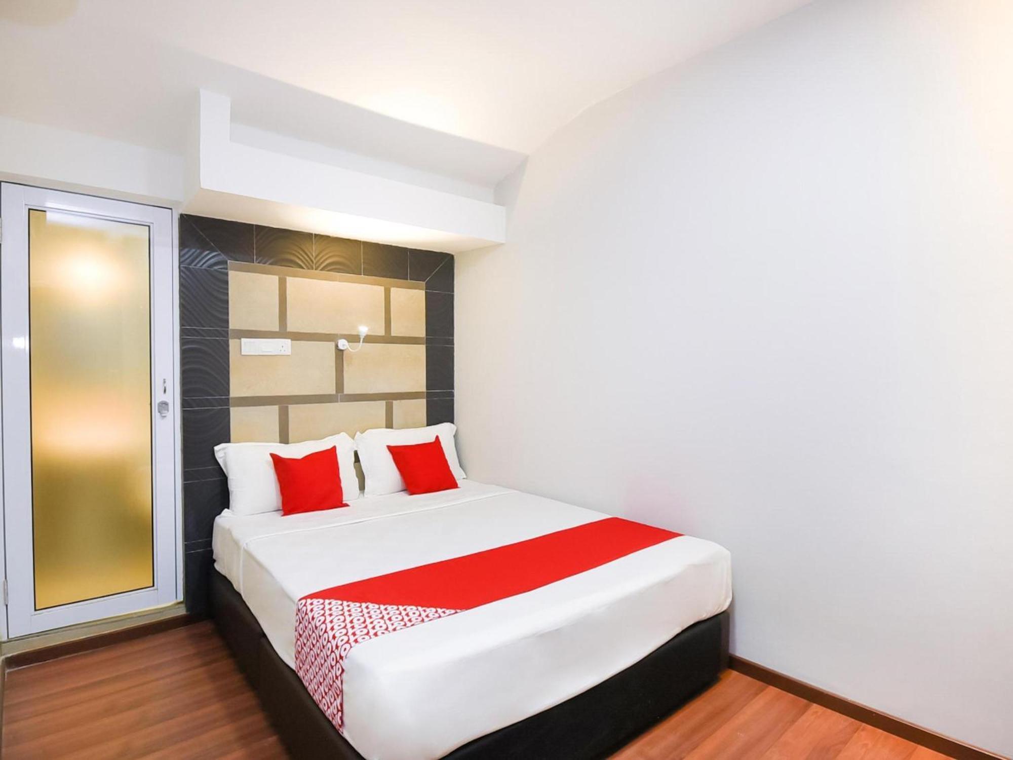 Oyo 1023 La Mirina Boutique Inn Kültér fotó